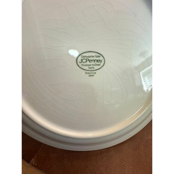 JC Penney Festive Japan Floral  Dinner Plate - Picture 2 of 3